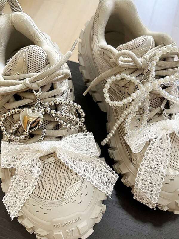 1pc Women's Lovely Lace, Beaded Heart, Crystal & Bow Shoe Clip Charm, Fashion Sports Shoes Accessory, Casual Shoes Decor Valentine's Day Valentines