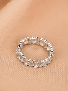 1 件时尚简约全圆锆石戒指，适合女士、日常佩戴和节日礼物