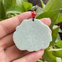 1pc natuurlijke groene jade roos hanger, jade bloem hanger, Guardian Peace ketting, allemaal met de hand gesneden, natuurlijke edelsteen hanger, kwartskristal ketting, paar ketting, cadeau voor haar, geschikt voor vakantiefeestcadeaus, kwartskristal geschenken