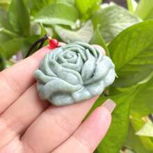 1pc natuurlijke groene jade roos hanger, jade bloem hanger, Guardian Peace ketting, allemaal met de hand gesneden, natuurlijke edelsteen hanger, kwartskristal ketting, paar ketting, cadeau voor haar, geschikt voor vakantiefeestcadeaus, kwartskristal geschenken