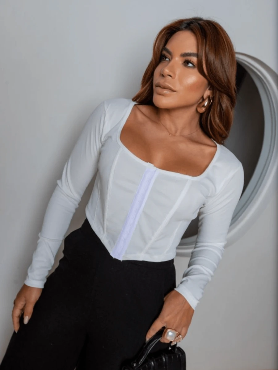 Top Cropped Feminino Em V Com Mangas Alta