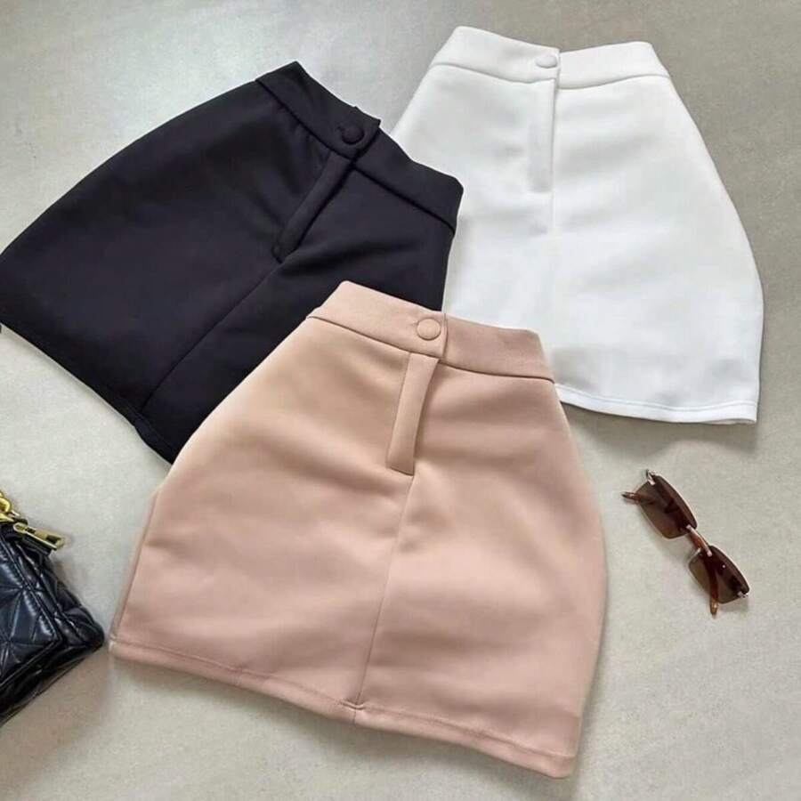 Short Skirt With Thick Fabric Button - Black - View 1