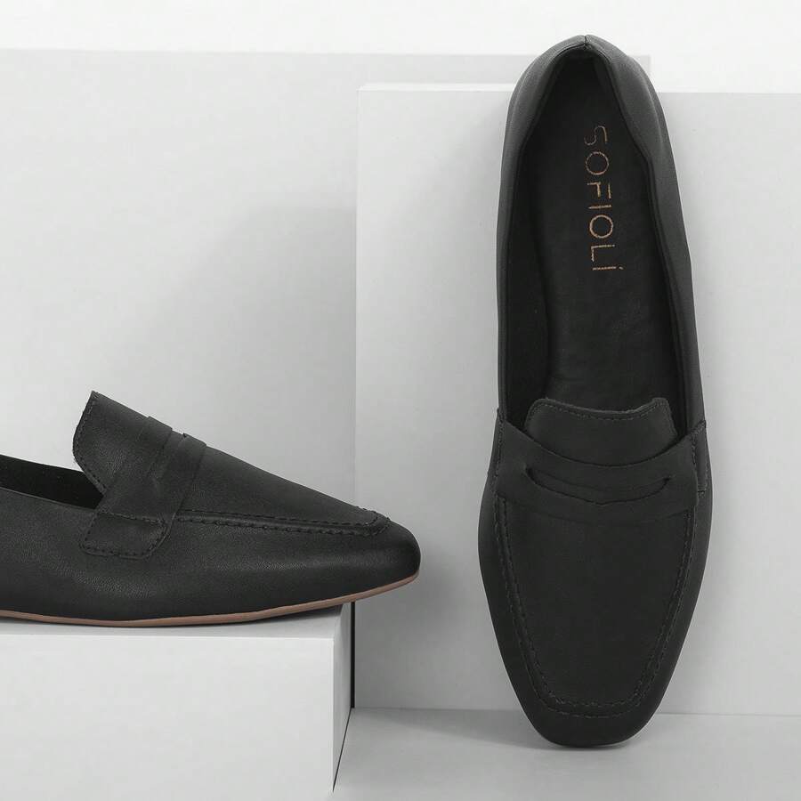 Women Flats - Black - View 1