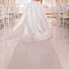 Silver Mirrored Floor Wedding Aisle Runner, 65FT X 3FT Roll Double Sided Bright Reflective Decorative Carpet Carpet For Party, Birthday, Banquet, Restaurant Decoration