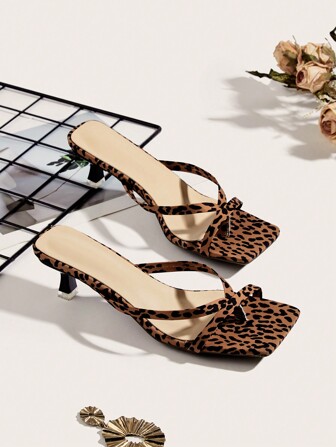 时尚豹纹舒适人字拖凉鞋，柔软鞋底，鞋带颜色随机