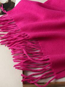 1 chiếc khăn choàng nữ màu vàng trơn, chất liệu giả cashmere, có tua rua, kích thước 30*180cm, mềm mại, thích hợp cho mùa xuân, hè, thu và đông. - Màu Hồng Tươi - Xem 8