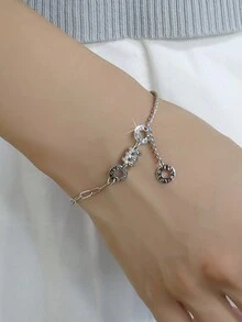 1件极简主义LOVE环形腰链，奢华小众精致链条圆环手链 - 復古銀色 - 查看 2