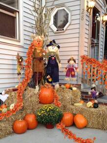 1/6/12/24pcs Artificial Autumn Leaf Wreath, Ivy Hanging Vine Garland, Fake Maple Leaf Wreath For Halloween Thanksgiving Holiday Decor, Home Wedding Fireplace Party, Fall Home Decoration Halloween Decor Room Decor,Fake Plants