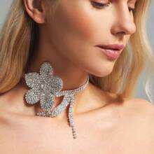 LuxstyWear Luxury Full Rhinestone Big Rose Flower Choker Necklace Exaggerated Super Flash Crystal Design Retro Statement Flower Necklace Valentines