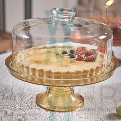 Boleira de Vidro com Pé e Tampa Dourada Vitazza para para Bolo, Doces, Sobremesas, Decoração, Organização e Mesa Posta, com Toque de Elegância, Praticidade Ecológica e Estilo Natal e Outras Ocasiões Especiais