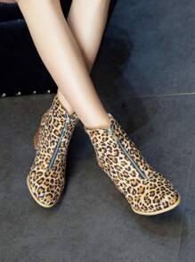 欧美风女短靴2024秋冬新款尖头细跟高跟鞋时尚豹纹短靴