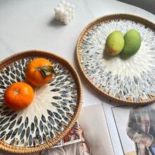 圆形藤条托盘 藤条餐具托盘 带木质底座 装饰性多色篮子 用于餐桌装饰、储存和摆放咖啡、面包、食物、水果 圣诞礼物 - 彩色 - 查看 9