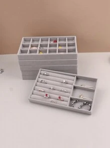 1件/6件装优雅灰色天鹅绒首饰收纳托盘，适合开学季，也是节日送礼的理想之选，如圣诞节、感恩节、新年和情人节。时尚的项链、耳环和戒指收纳方案，是家居装饰和时尚配饰的完美补充，为您的梳妆台增添别致的收纳空间。