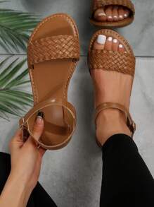 New Comfortable Casual Women's Plus Size Round Toe Braided Band Leather Flat Slide Sandals, Fashion Beach Slippers For Summer