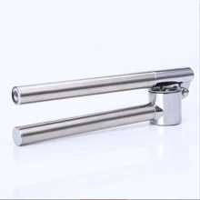 1pc Stainless Steel Garlic Press, Extra Long Garlic Crusher, Garlic Mincer Chopper, Zinc Alloy Garlic Masher, Home Kitchen Tool