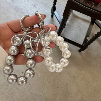 Plunder pearl keychain deals
