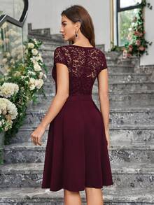 MIUSOL 花卉蕾丝V领短袖A字鸡尾酒礼服、婚礼宾客礼服、正式礼服