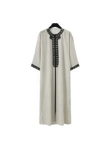 Disqoir 伊斯兰穆斯林男士条纹刺绣短袖休闲阿拉伯男士长袍 - 米色 - 查看 2