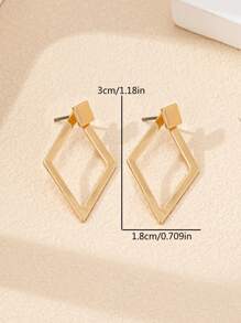 2pcs/1 Pair Minimalist Diamond Shaped Exaggerated Geometric Pattern Luxury Style Women Earrings - Yellow Gold - View 4