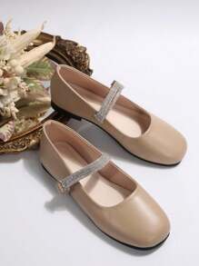 Zapatos planos de tipo Mary Jane plateados para mujer, nuevos llegados de verano 2024 mocasines con tachuelas de cristal