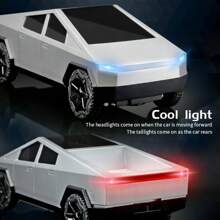 1：28 遥控车，最高速度 20 公里/小时，2.4Ghz 高速全地形越野电动玩具车，男孩和女孩的理想礼物（黑色、白色、银灰色可选），皮卡遥控车 RV 玩具电动车（部分配件随机颜色）