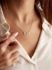 Collar personalizado con letra para mujeres y hombres, collar romántico con iniciales del nombre de la pareja, colgante con forma de corazón de acero inoxidable, cadena de cruz plateada, regalo para aniversario y San Valentín - Plateado - Ver 4