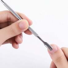 Removedor de callosidades con empujador de callosidades, herramienta de pedicura profesional de acero inoxidable para eliminar la piel muerta de las uñas de los pies y las manos, color plateado - Multicolor - Ver 3