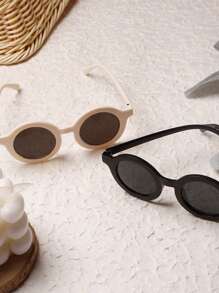 2pcs Unisex Baby Fashion Round Fashion Glasses Suitable For All Seasons (With Glasses Case)