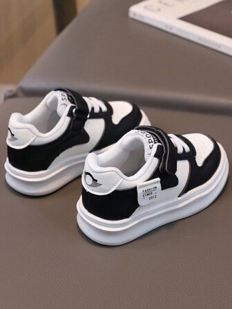 新款休闲运动鞋，舒适软底婴儿学步鞋，简约优雅