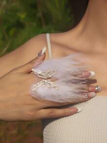 1 pieza Anillo abierto con diseño de mariposa con pluma blanca angelical y strass, estilo nupcial