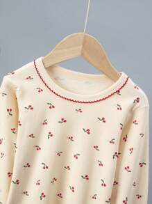 年轻女孩睡衣套装，花领可爱樱桃印花长袖 T 恤和裤子家居服套装