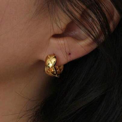 1对S925纯银纹理耳环，简约休闲设计，高品质珠宝礼品，适合女性日常佩戴