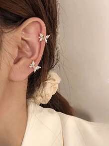 Butterfly Shaped Synthetic Zirconia Copper Clip-On Earrings, Suitable For Any Occasion - Yellow Gold - View 3