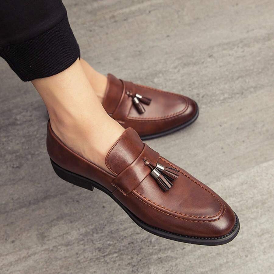 Men's Tassel Slip-On Loafers, Retro British Style Casual Business Office Formal Dress Leather Shoes