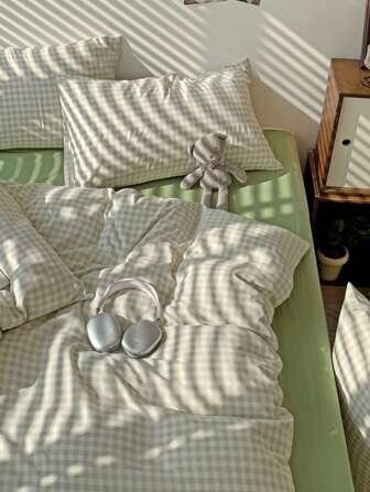 סט מצעים 4 יחידות, כיסוי פוך מודפס דו-צדדי, סדין שטוח ו-2 ציפיות (1 יחידות כיסוי שמיכה + 1 יחידות סדין שטוח + 2 יחידות ציפיות), מיקרופייבר רך ונוח, מתאים לחדר שינה, חדר אורחים, מעונות בית ספר, לשני המינים, מתאים לכל עונות השנה