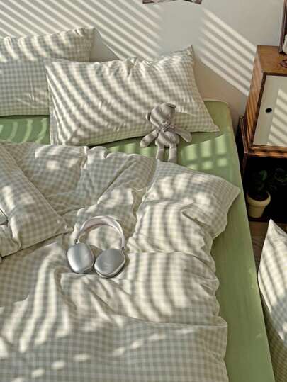 4pcs Bedding Set, Double-Sided Printed Duvet Cover, Flat Sheet And 2 Pillowcases (1pc Duvet Cover + 1pc Flat Sheet + 2pcs Pillowcases), Soft And Comfortable Microfiber, Suitable For Bedroom, Guest Room, School Dormitory, Unisex, Suitable For All Seasons