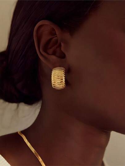 1 Pair Stainless Steel Minimalist C-Shape Striped Stud Earrings, High-End Jewelry For Women