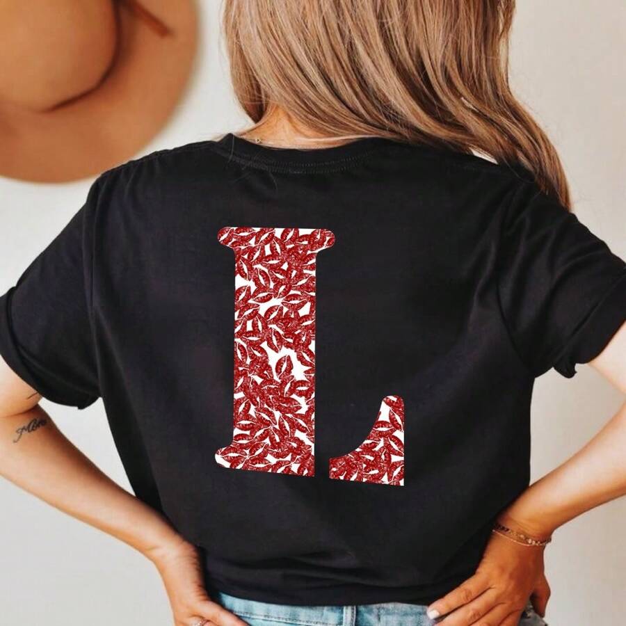 Premium 100% Cotton T-Shirt Letter L Kisses For Boyfriend Couple Kisses Black Streetwear Launch 2024 Unisex - 黑色 - 查看 1