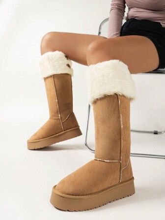 女士保暖内衬冬季中高雪地靴和户外舒适鞋