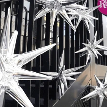 2个4D银色星形铝箔气球，14角星形爆炸气球，22英寸气球，生日婚礼周年纪念派对装饰 - 銀色 - 查看 4