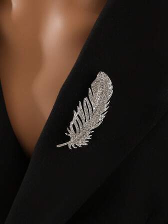 1pc Retro Leaf Pattern Bohemian Style Elegant Zinc Alloy Feather Angel Wings Brooch For Women, Suit/Coat Decor Accessory Dress Accessories Pin For Clothes Bag Charm School