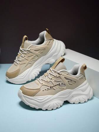 2024 春秋季女士透气厚底运动鞋个性拼接舒适鞋潮流厚底休闲运动鞋