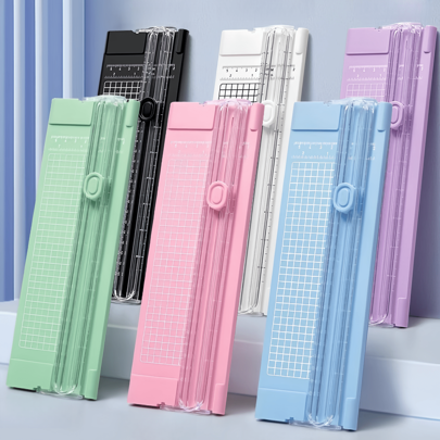 Taglierina per carta A4, taglierina per carta con mini perforatore e anelli a libro, taglierina portatile per carta con righello estraibile, taglio bidirezionale per trimmer per foto, scrapbooking, carta da regalo, coupon, etichette e cartoncini, regali per studenti, amici, ragazzi e ragazze per il ritorno a scuola, forniture scolastiche