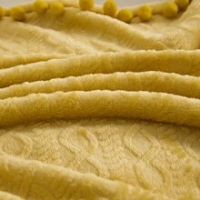 1 件黄色花卉蕾丝装饰枕套，柔软亲肤，适合室内、沙发和多种场合，全年使用（不含枕芯） - 黃色 - 查看 6