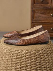 Zapatos planos con punta puntiaguda y slip-on para mujer, con estampado de piel de serpiente de color marrón óxido, casual para uso diario y al aire libre en primavera, verano y otoño