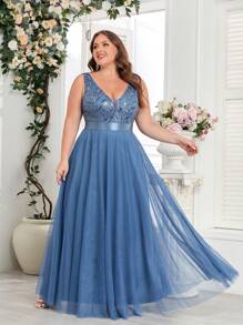 Vestido de Dama de Honra Linha A com Decote em V, Bordado de Lantejoulas Bicolor e Tule, Vestido de Festa Elegante, Vestido de Formatura, Vestido de Convidado de Casamento, Adequado para Casamentos, Formaturas, Galas e Outras Ocasiões Formais na Primavera - Azul Empoeirado - Visão 5