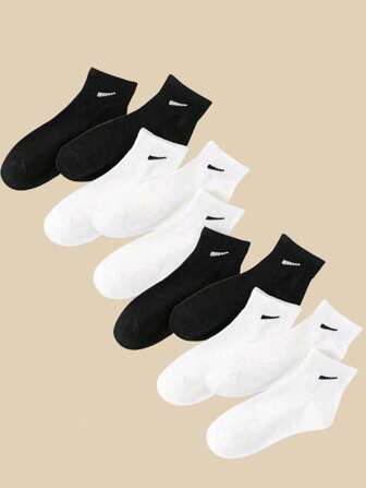 10 Pairs Women Ankle Socks With Simple Black & White Prints, Comfortable Breathable Athletic Socks For Casual, Pregnant, Student, Outdoor, Party, Goth, Y2K, School Wear