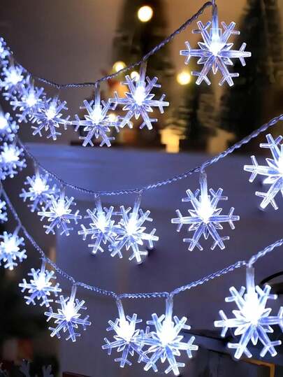 1pc  Snowflake String Light, Retractable, Indoor And Outdoor Festive Wedding, Christmas Tree, New Year Garden Decorative Light, (Battery Type, No Battery)