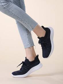 Summer Mesh Breathable Lace Lady Sneakers Lightweight Outdoor Fashion Walking Shoes Running Shoes