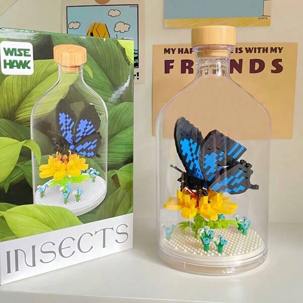 Un conjunto de decoraciones de escritorio de bloques de construcción creativos, que incluyen mariposas, abejas, mariquitas, escarabajos, mantis, libélulas, pulpos, cangrejos ermitaños, peces globo, caballitos de mar bloques de construcción, decoraciones para el hogar, decoraciones creativas hechas a mano y plantas en maceta simuladas decoración de la habitación